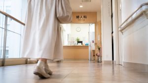 病院へ行ったら、不妊を認める気がした。
